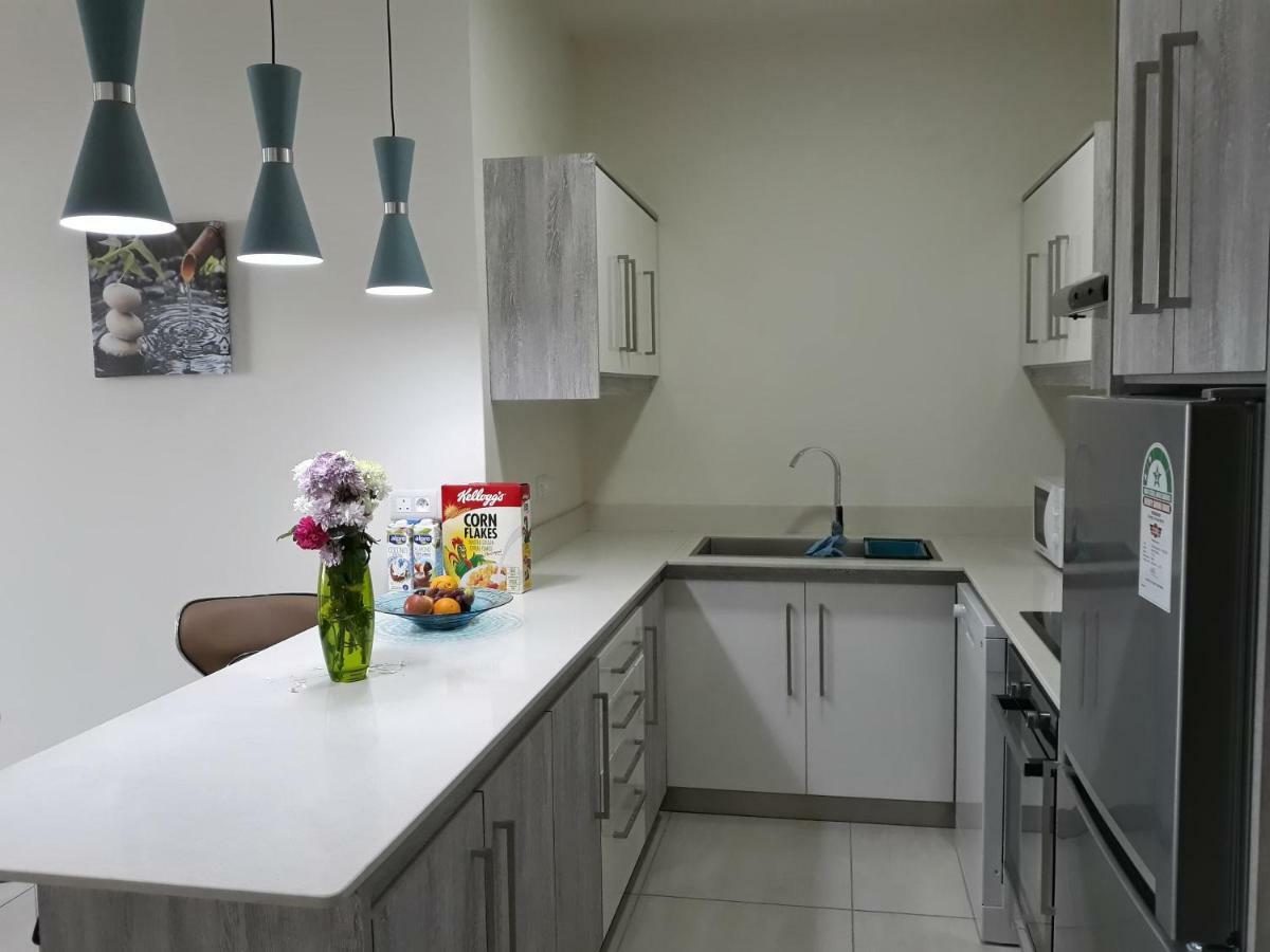 2 Bedroom Flat 15 Mins Walk From Flic En Flac Beach Exteriér fotografie