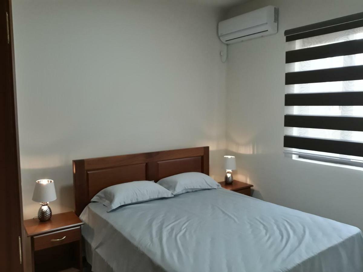 2 Bedroom Flat 15 Mins Walk From Flic En Flac Beach Exteriér fotografie